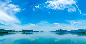水  库